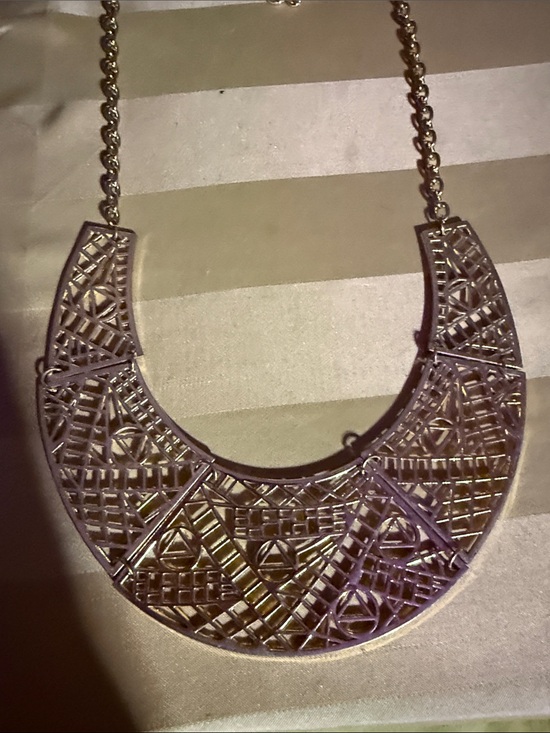 Jewelry - Gold Filigree Statement Necklace - Elegant Women Jewelry